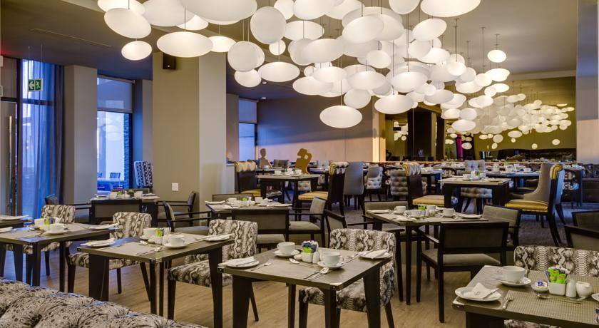 Protea Hotel Fire & Ice! By Marriott Pretoria Menlyn Zewnętrze zdjęcie