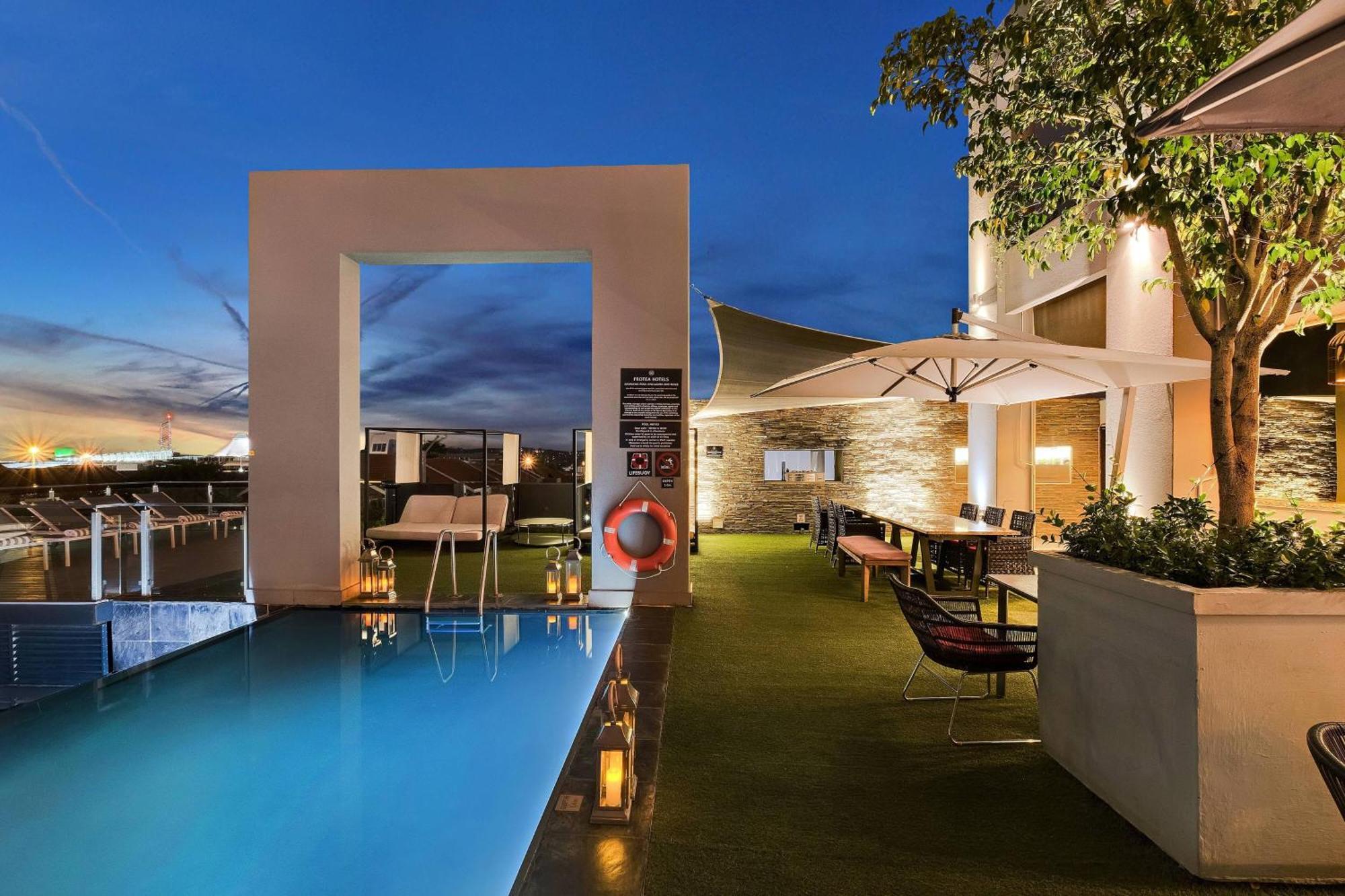 Protea Hotel Fire & Ice! By Marriott Pretoria Menlyn Zewnętrze zdjęcie