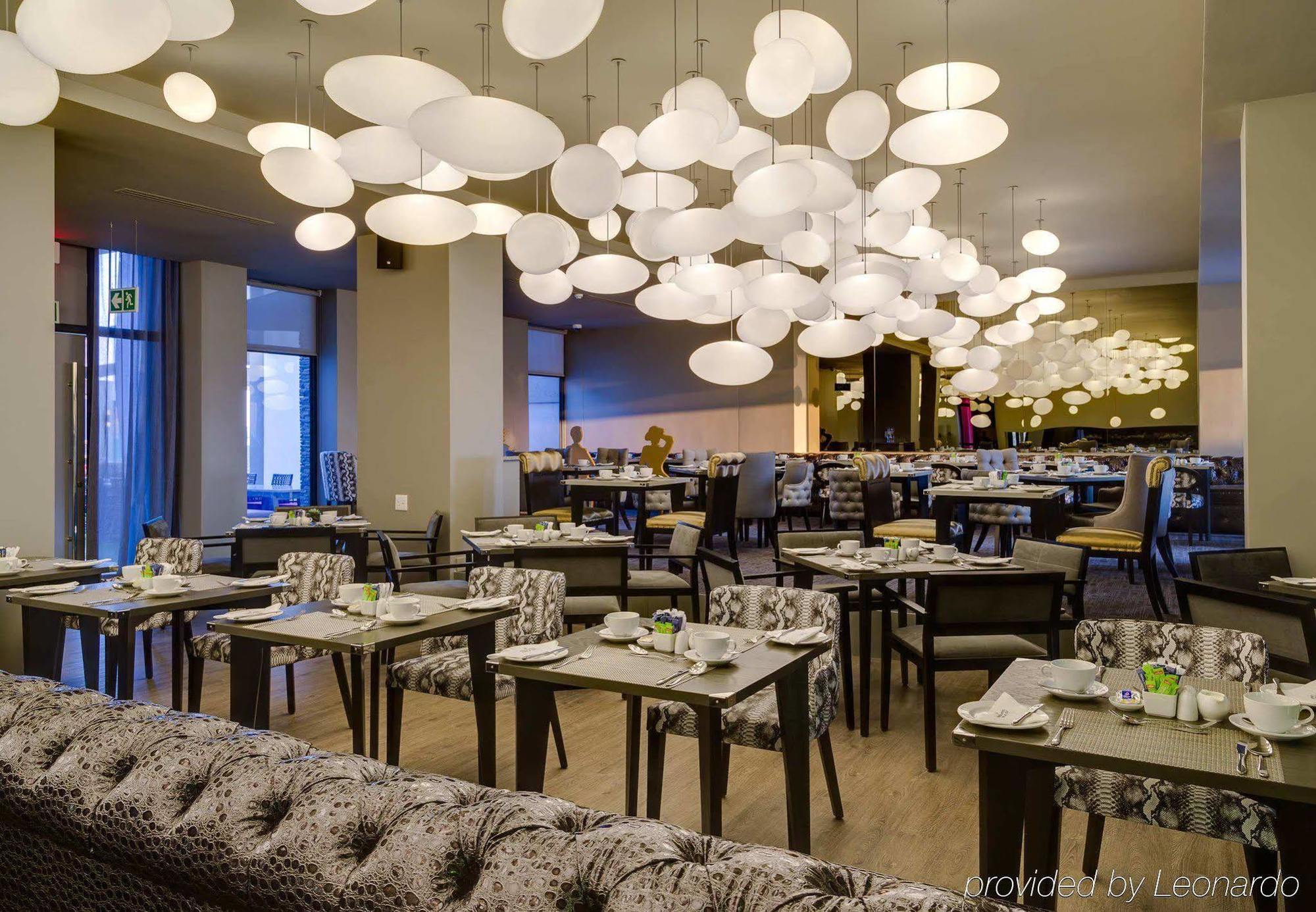 Protea Hotel Fire & Ice! By Marriott Pretoria Menlyn Zewnętrze zdjęcie
